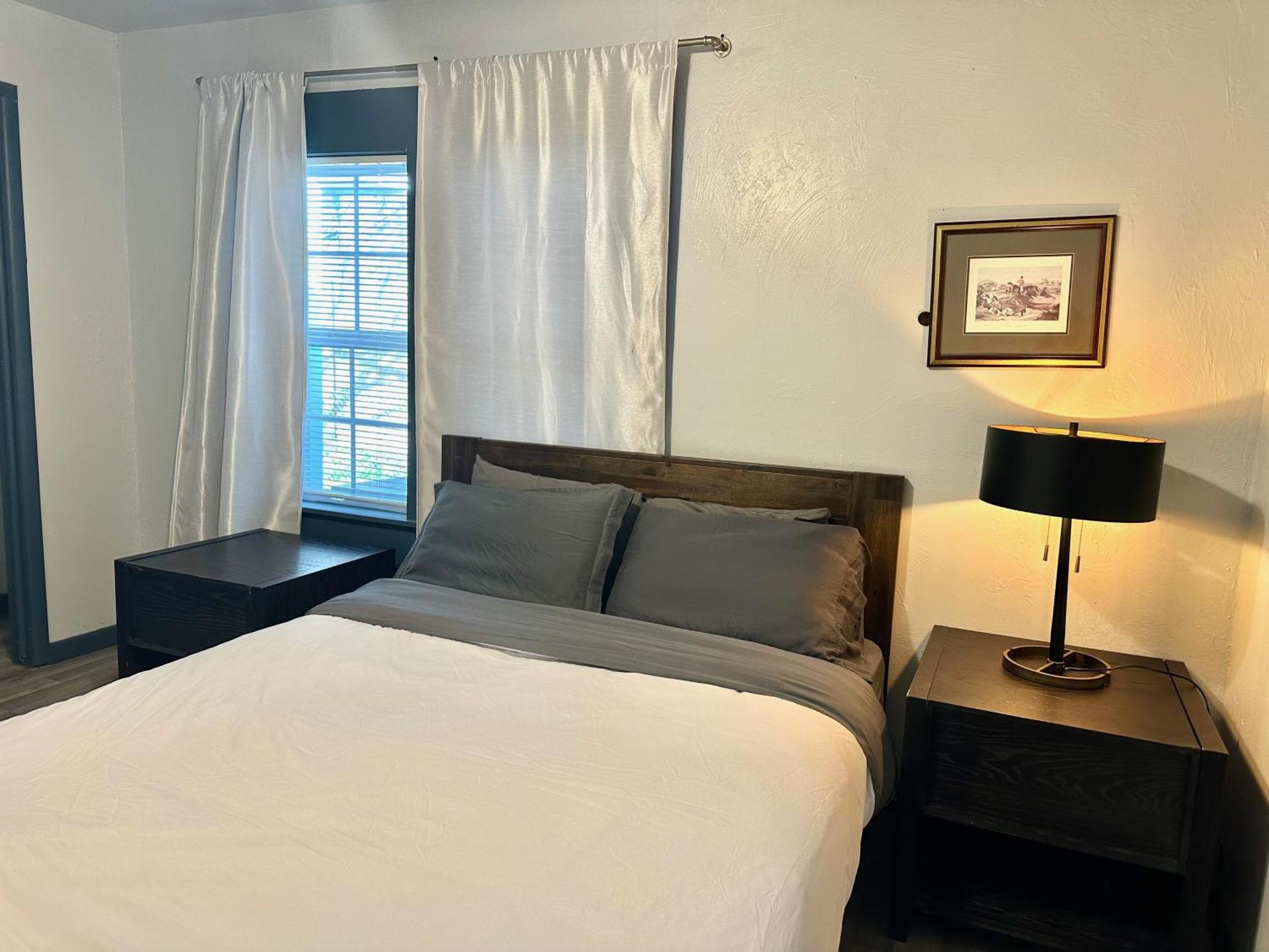 Cozy Winter Getaway With Garden 20-A Villa Oklahoma City Exterior foto
