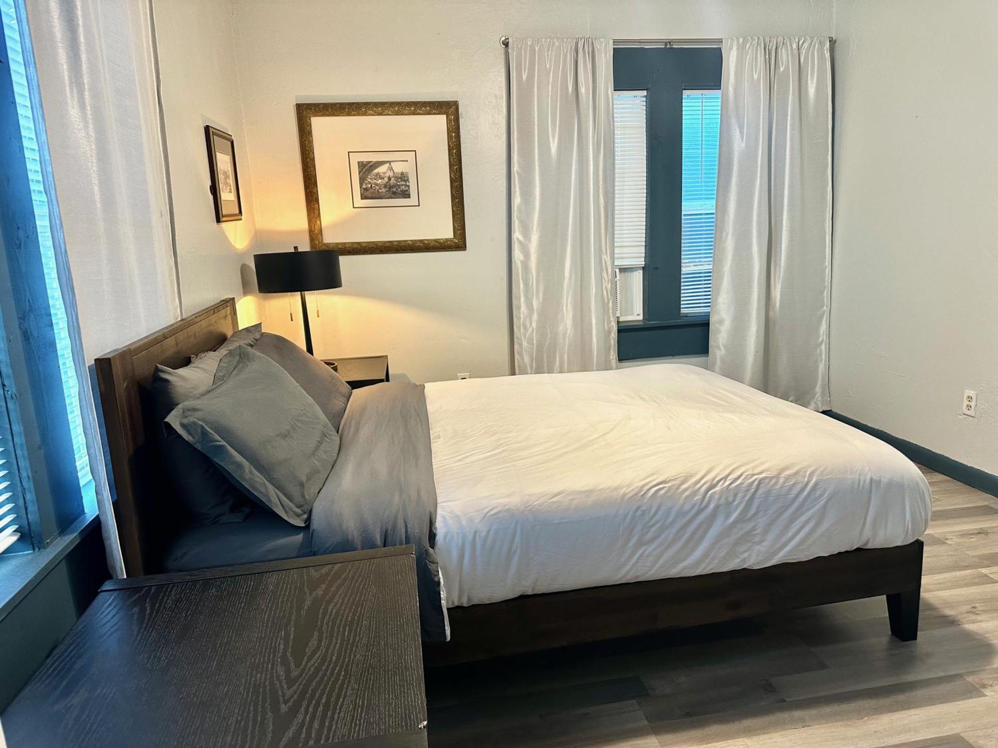 Cozy Winter Getaway With Garden 20-A Villa Oklahoma City Exterior foto
